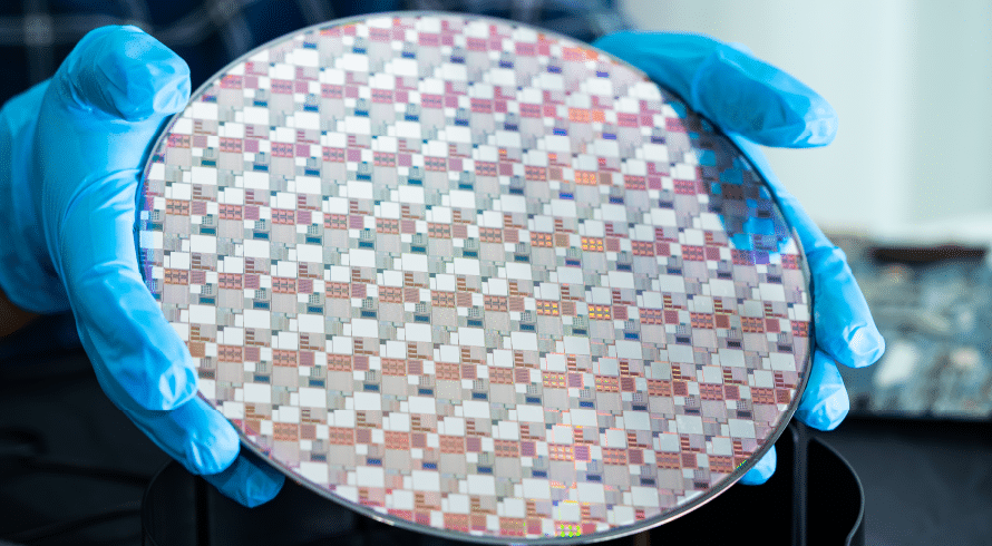 Inspecting a semiconductor wafer